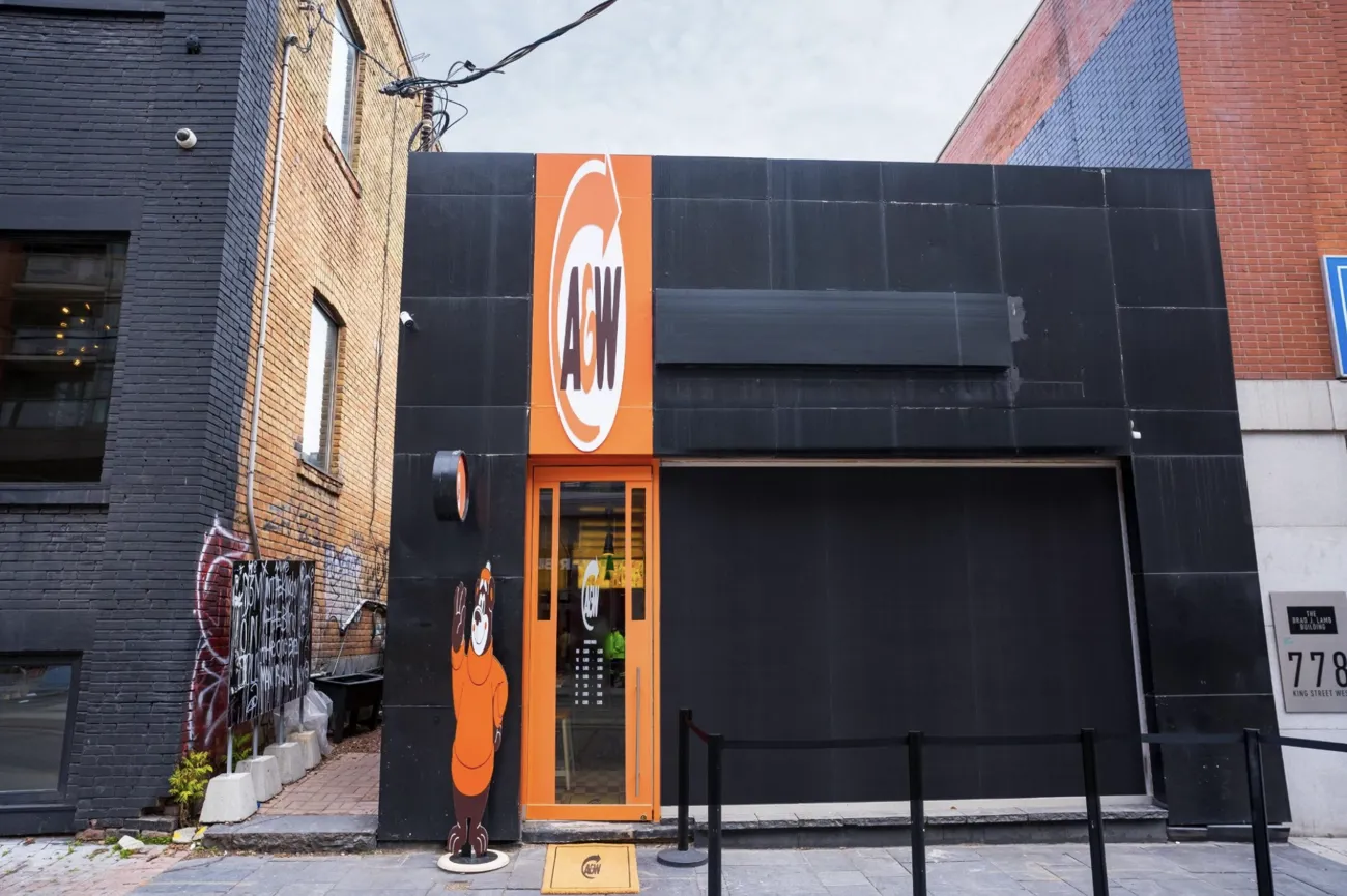 A&W's squashed restaurant pop-up introduces its smash burger